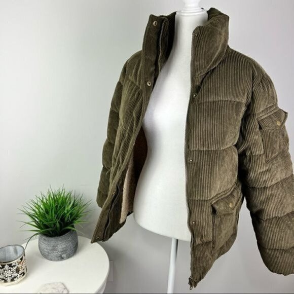 Unreal Fur Berkeley Puffer Jacket Womens corduroy olive green size XS - Picture 7 of 12